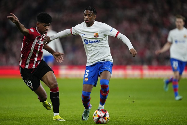 Lên bàn mổ, sao Barca nghỉ 4 tháng_695bf40663037.jpeg