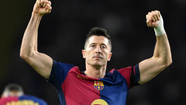 Lewandowski chạm cột mốc vĩ đại, xếp sau Messi – Ronaldo_695bace85e515.jpeg