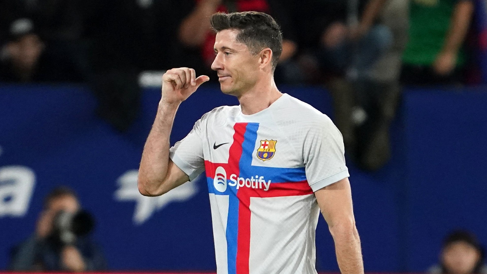Lewandowski chính thức bị cấm 3 trận ở La Liga_695c2f1bdb1ef.jpeg