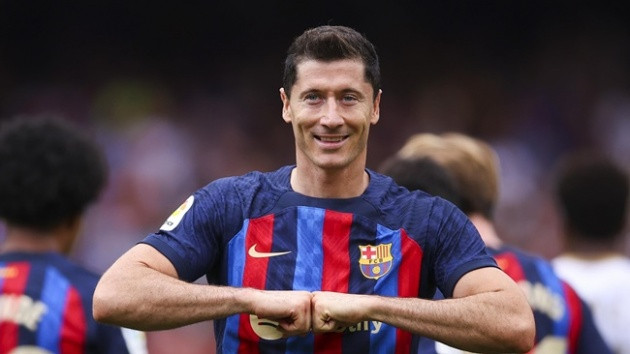 Lewandowski chốt tương lai ở Barcelona_695be3e198f7d.jpeg