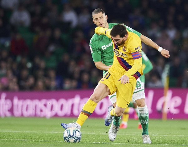 Lionel Messi tiếp tục “tiến hóa” dưới thời HLV Quique Setien?_695c948ce7f66.jpeg