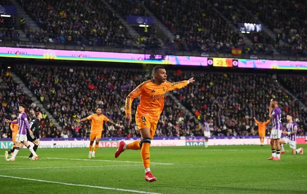 Mbappe đạt cột mốc ghi bàn cho Real Madrid sau cú hat-trick_695b949474b27.jpeg