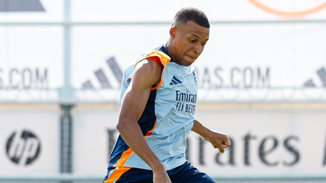 Mbappe nguy cơ ngồi dự bị ở trận tranh Siêu cúp châu Âu_695bc2c618d78.jpeg