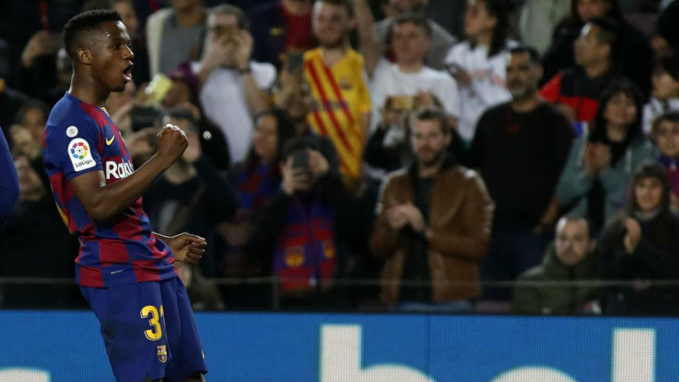 Messi “dâng đến tận răng”, thần đồng Barca “chỉ còn biết” lập kỷ lục khủng_695c96f818e0d.jpeg