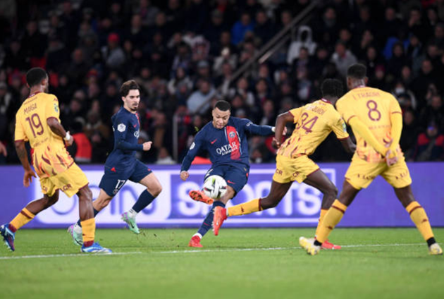 Morientes: “Real vẫn trở thành gã khổng lồ nếu không có Mbappe”_695bfbf55e890.png