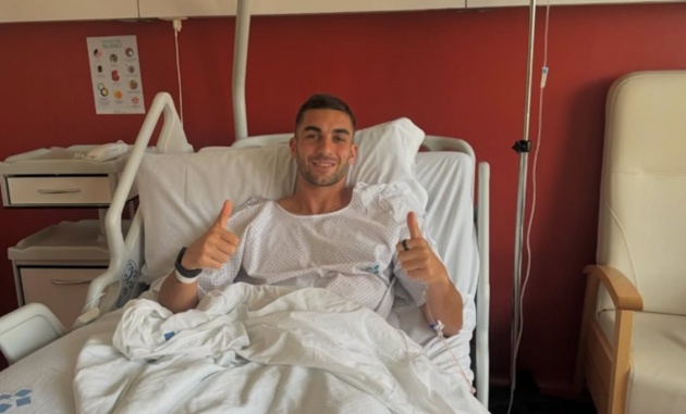 Nằm viện vì phẫu thuật, Torres vẫn không quên tiếp lửa cho Barca_695b7bbd7b3a1.jpeg