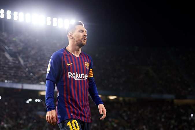Ngỡ ngàng kỷ lục xuất chúng của Messi mà ngay cả Ronaldo cũng kiêng nể_695ccac152f59.jpeg