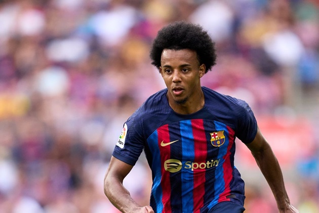 Ngôi sao Barca đề xuất Xavi rời Nou Camp_695c1f5023658.jpeg