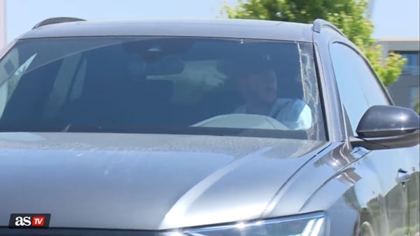 NHM Real quát tháo Hazard ngay trước trung tâm huấn luyện_695c63b07a993.jpeg