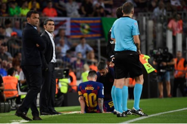 NÓNG! Messi khuỵu gối trong ngày Barca tìm lại chiến thắng_695cb65a63619.jpeg