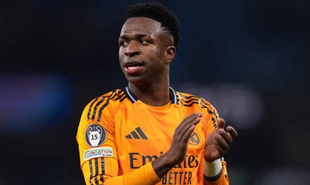 NÓNG! Vinicius yêu cầu Real Madrid tăng lương_695b8ff9352db.jpeg