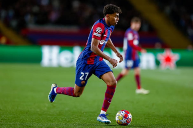 Patrick Kluivert ấn tượng với thần đồng Barca_695be70258449.jpeg