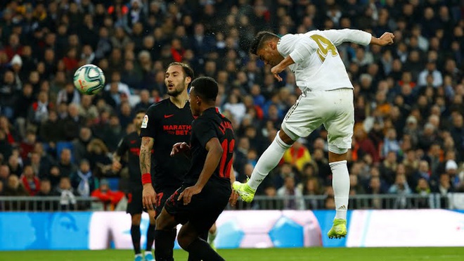 Phòng thay đồ Real bất ngờ nổi loạn vì 1 cái tên_695c99c1a5f7c.jpeg