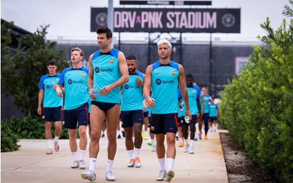 Raphinha rạng rỡ trong buổi tập đầu tiên cùng Barca_695c3b582f66a.jpeg