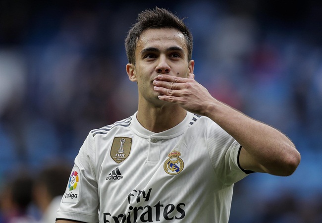 Real đang tạo ra một Hakimi phiên bản cánh trái_695c78a67f459.jpeg