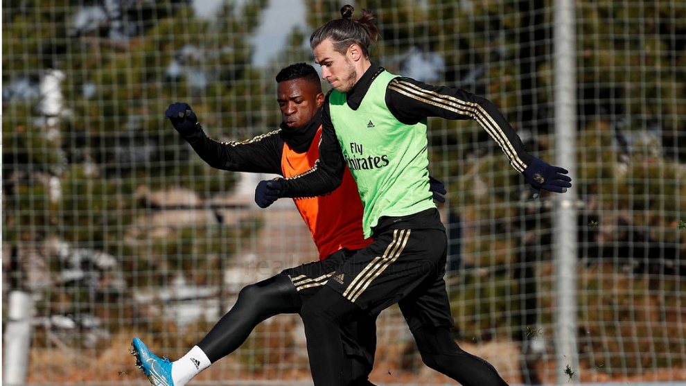 Real đấu Getafe, Zidane vẫn thấp thỏm chờ 1 người!_695c9d63dec64.png