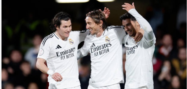 Real hủy diệt đối thủ 5-0 ở Copa del Rey_695b9735bf8f3.jpeg