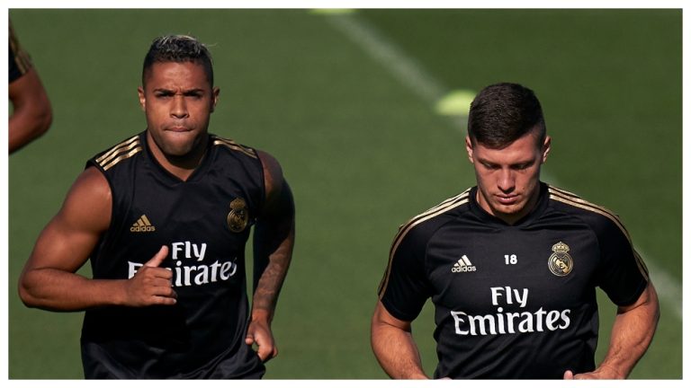 Real tan nát, Zidane cầu cạnh 2 “kẻ thất sủng” phá lưới Barca_695c8fffca809.jpeg