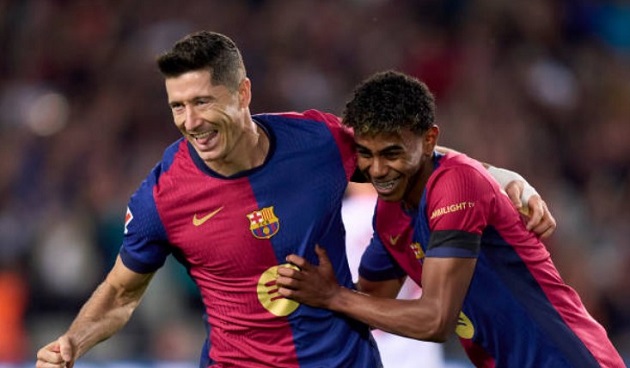 Robert Lewandowski cân bằng kỷ lục của Lionel Messi_695bad239aa1a.jpeg