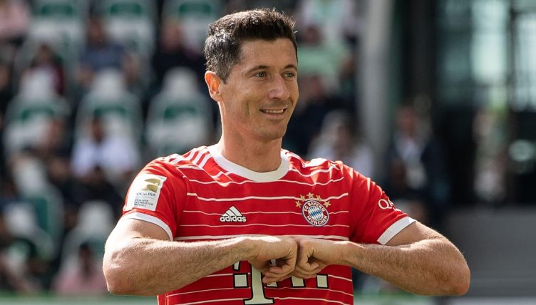 Robert Lewandowski có gì hơn các tiền đạo Barcelona?_695c3afb84220.jpeg