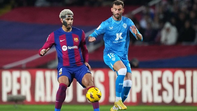 Rời Barca, Araujo chọn xong bến đỗ trong mơ_695bfeb6db65c.jpeg