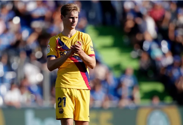 Rời khỏi sân, De Jong nhận phản ứng bất ngờ từ NHM Eibar_695cac9f56086.jpeg