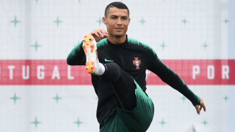 Ronaldo giận điên người: Mối lương duyên với Real đã hết?_695d0bc60b1e0.jpeg