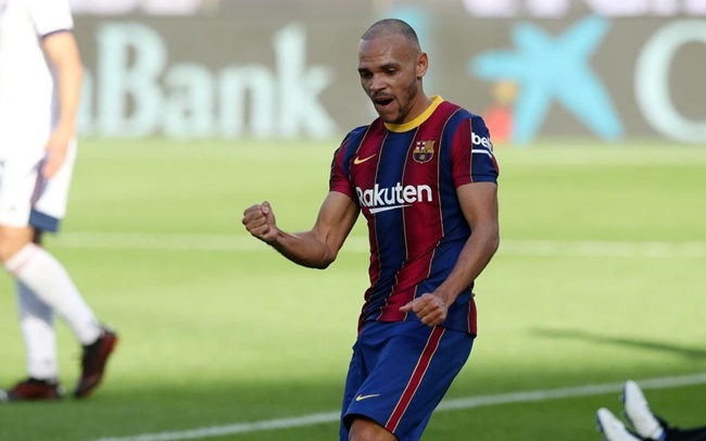 Sao Barca gật đầu rời CLB, chọn nước Anh làm điểm đến_695c5e0b2ce6c.jpeg