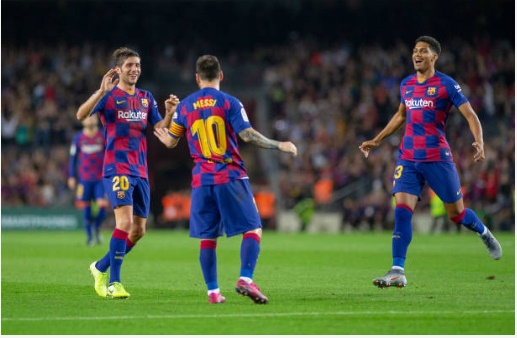 Sao nhà chấn thương, fan Barca: “Cầu cho hắn khỏi chơi suốt 10 mùa!”_695cac8c60b2e.jpeg