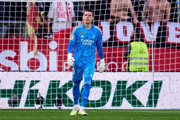 Sao Real công khai ở lại Bernabeu_695befc248bbf.jpeg