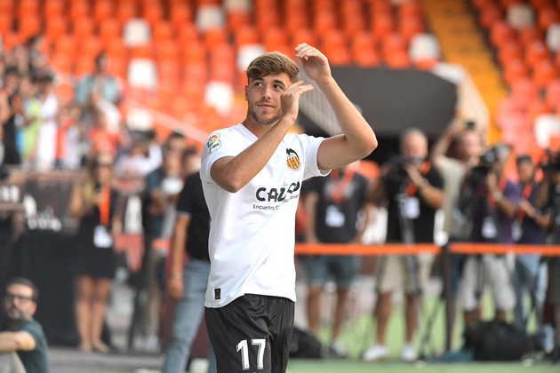 Sao trẻ Barcelona dính chấn thương nặng_695c2d6ee3acc.jpeg