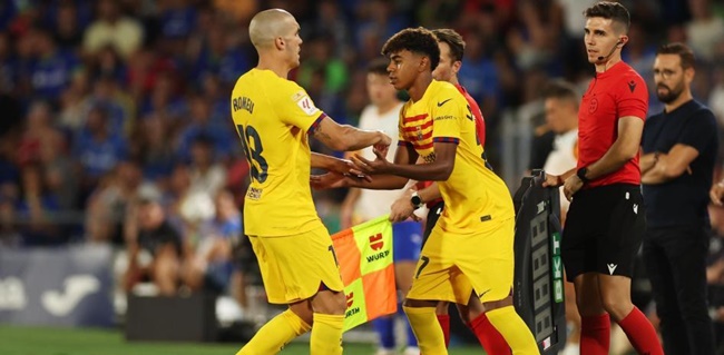 Sao xịt rời Barca, sếp bự chèo kéo công khai_695c0cb22a03a.jpeg