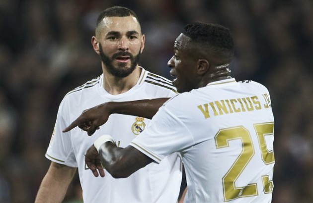 Sau scandal cô lập, Benzema và Vinicius “hành động khó lường” trong trận thắng Huesca_695c681a65187.jpeg