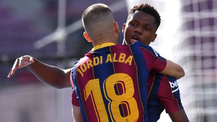 Sút tung lưới Real, Ansu Fati lập kỷ lục khủng khiếp ở El Clasico_695c69be050e0.jpeg