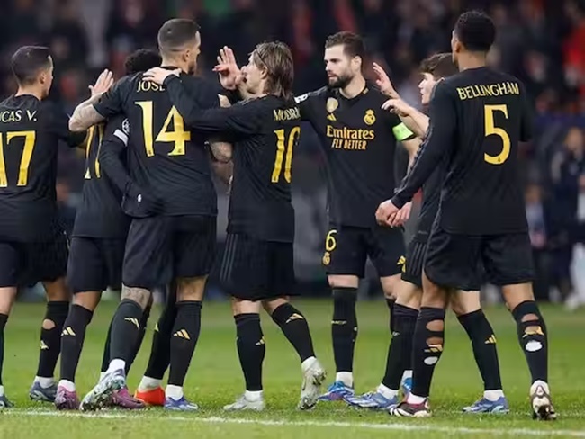 Tái hiện lịch sử, Real “bung lụa” đến 6 giờ sáng_695c019dba5c2.jpeg