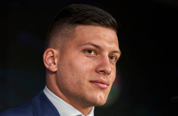 Tân binh 60 triệu của Real: “Ronaldo chính là thần tượng của tôi”_695cd0d7adda8.jpeg