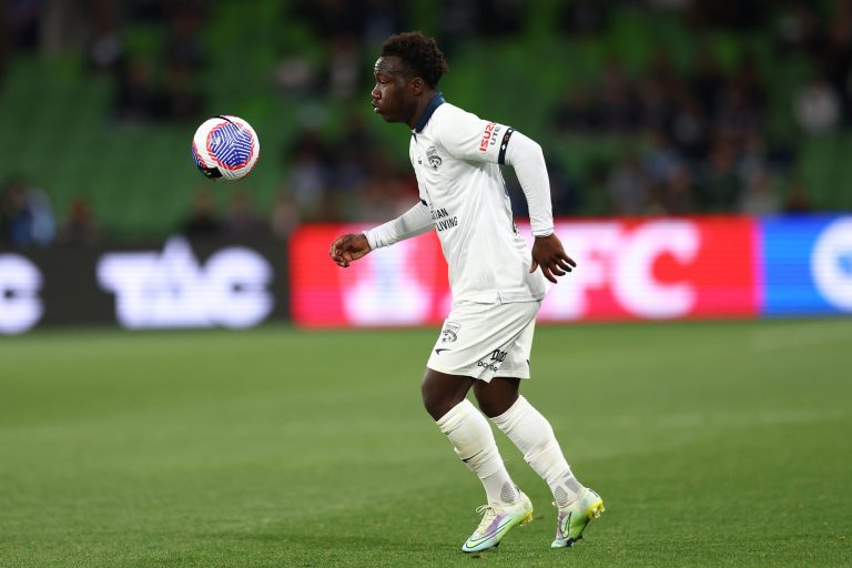 Tân binh Bayern ủng hộ Barca, là fan Messi từ nhỏ_695c0ddaa8b0e.jpeg