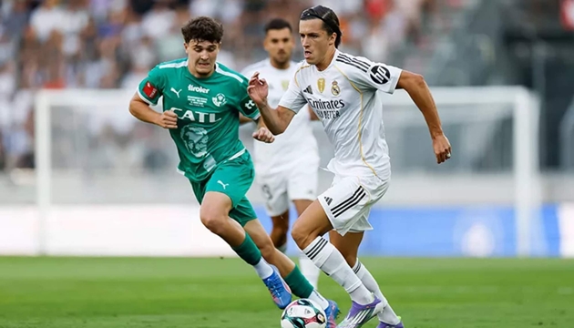 Tân binh Real Madrid ra mắt, hết lời ca ngợi HLV Xabi Alonso và Mbappe_695b6f7f4c95b.jpeg