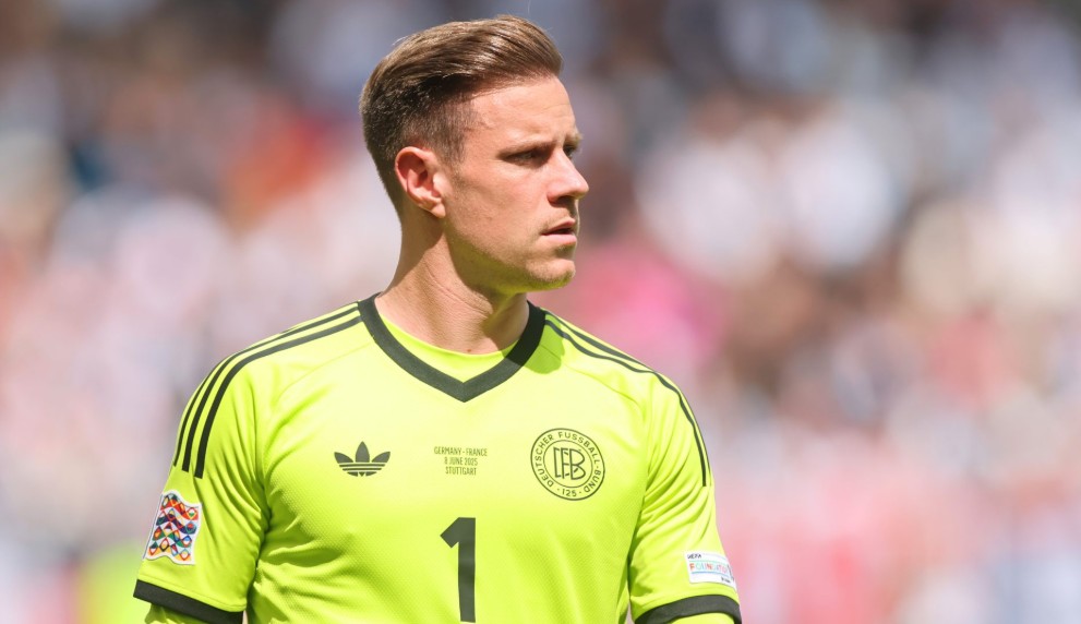 Ter Stegen và cuộc chiến giành quyền lợi ở Barcelona_695b75b715ab2.jpeg