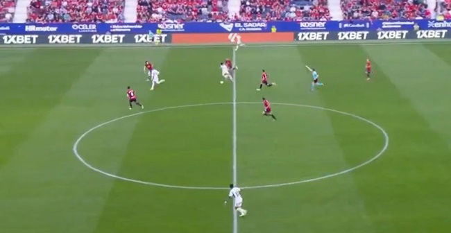 Thần đồng Real hụt siêu phẩm giữa sân_695be66fae6c5.jpeg