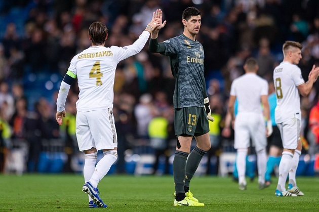 Thibaut Courtois quá hay, bảo sao hàng thủ Real vững như bàn thạch_695c77f11e1b5.jpeg