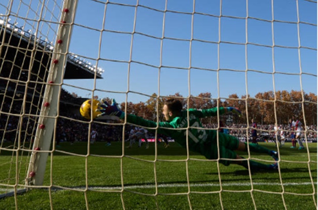 Thủ môn Barca gửi thông điệp cho Xavi_695c0a291bcb2.jpeg