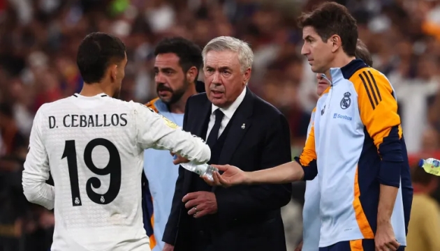 Thua đậm Barcelona 2-5, CĐV Real Madrid kêu gọi sa thải Carlo Ancelotti_695b9653c4fc4.jpeg