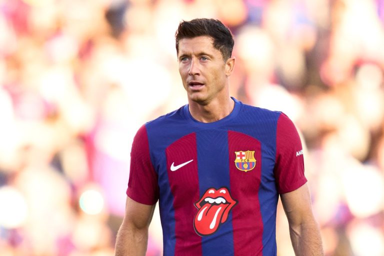 Thua thảm Real, Lewandowski gửi lời xin lỗi fan Barca_695bf65704d9c.jpeg