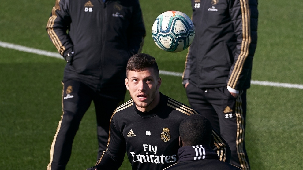 Tin dữ liên tiếp ập đến, “bom tấn” Real trở mình thành “bom xịt” rõ ràng_695ca74598e43.jpeg