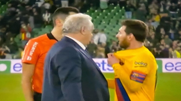 Tỏa sáng rực rỡ, Messi vẫn “nóng máu” với trọng tài vì một lý do_695c94c74632f.jpeg