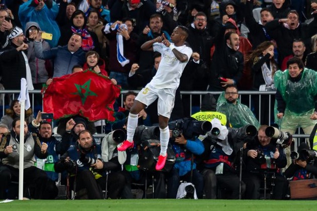 “Tôi có 3 ngày để quyết định gia nhập Real hay Barca”_695c89f8b2592.jpeg