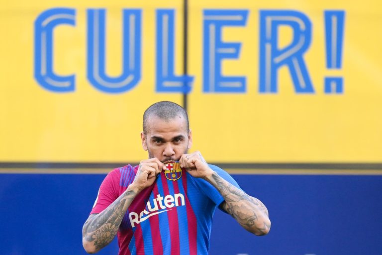 Trở lại Barca, Dani Alves lên tiếng về Xavi_695c5012e25ee.jpeg