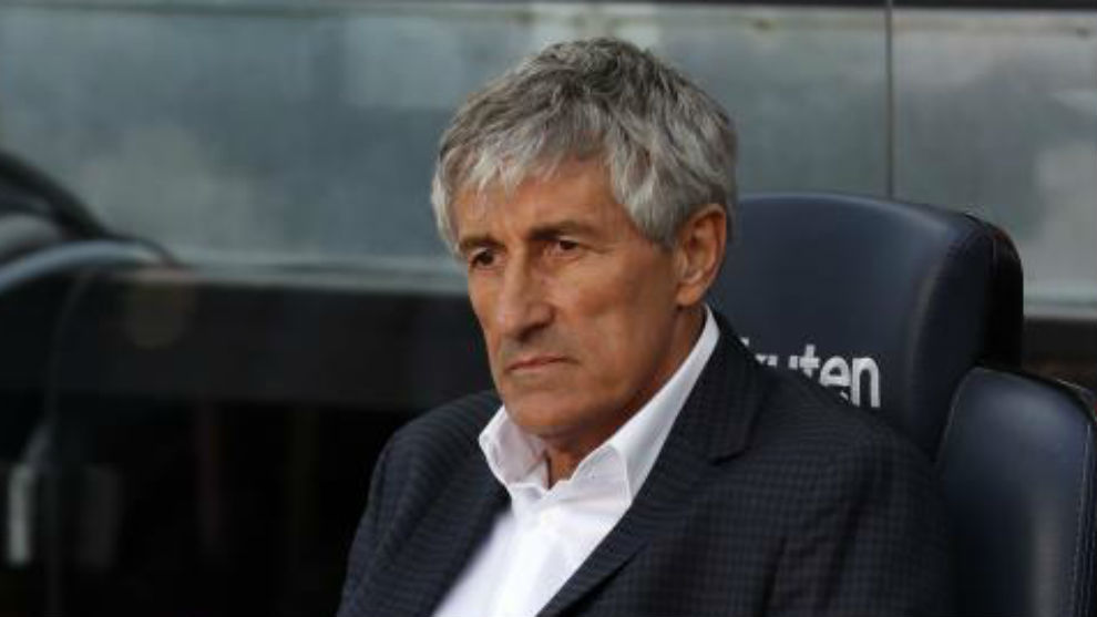 Trước thềm El Clasico, HLV Barca bất ngờ “tống cổ” trò cưng khỏi đội hình_695c8fc25edbc.jpeg