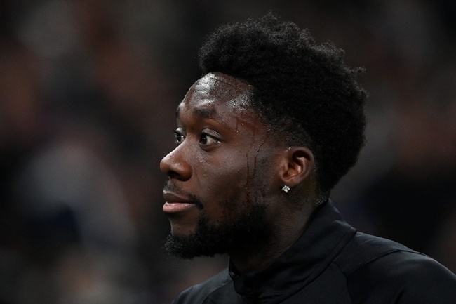 Trưởng tuyển trạch ra mặt, Real đặt giới hạn cho Alphonso Davies_695c142ac2865.jpeg